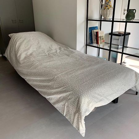 Mae Usu Villa Nieuw-Roden Екстериор снимка